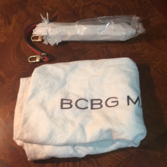 BCBG Carryall Bowler Bag - Picture 8 of 8